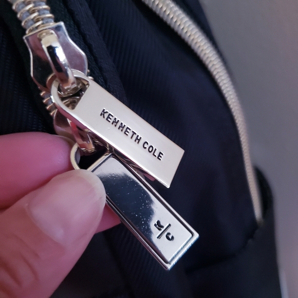 Kenneth Cole REACTION   Chevron Quilted Polyester Twill 15.6" Laptop Backpack - Picture 15 of 15